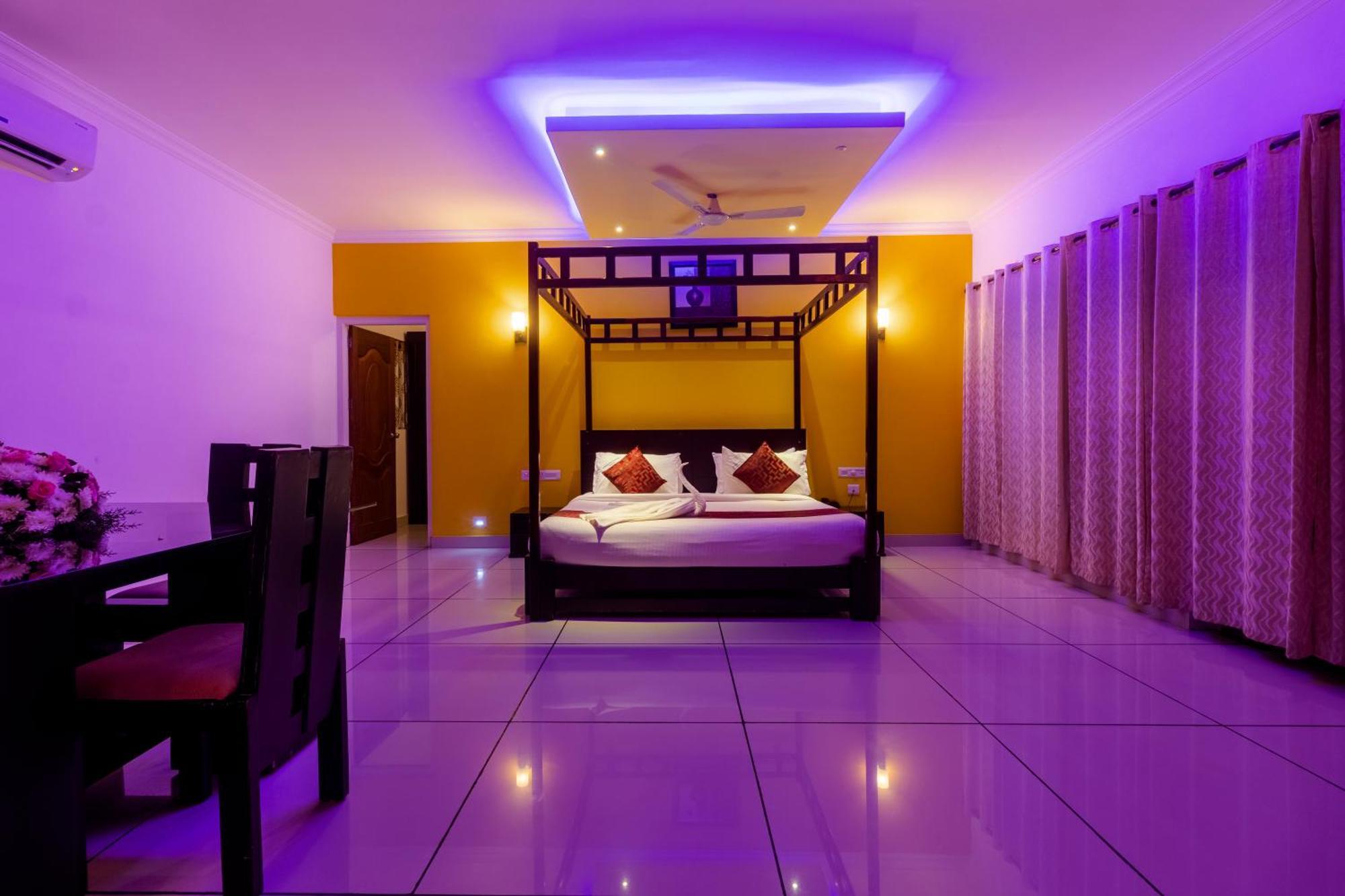 การาปูจา วิลเลจ รีสอร์ต Hotel วายานาด ภายนอก รูปภาพ